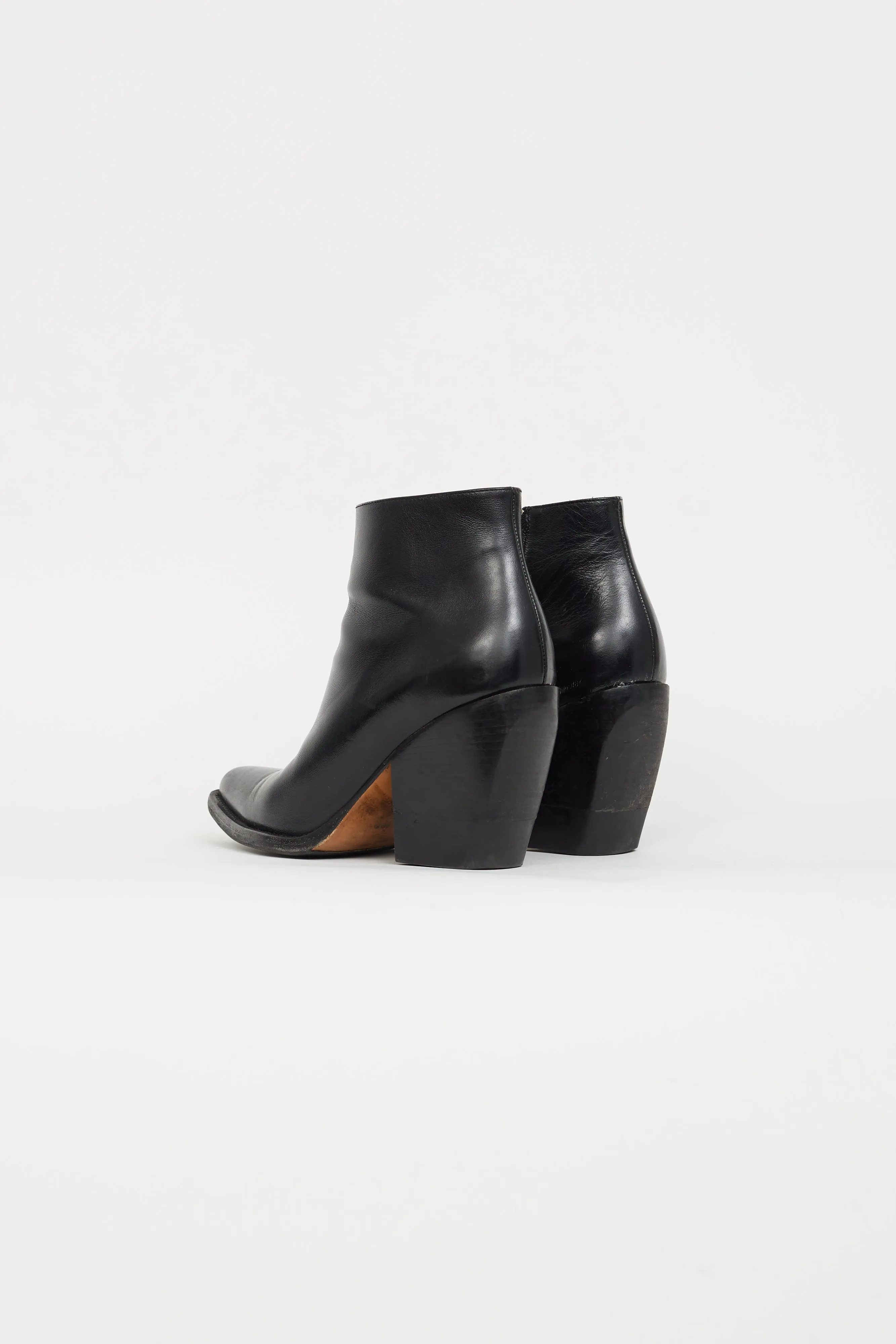 Black Rylee Low Boot