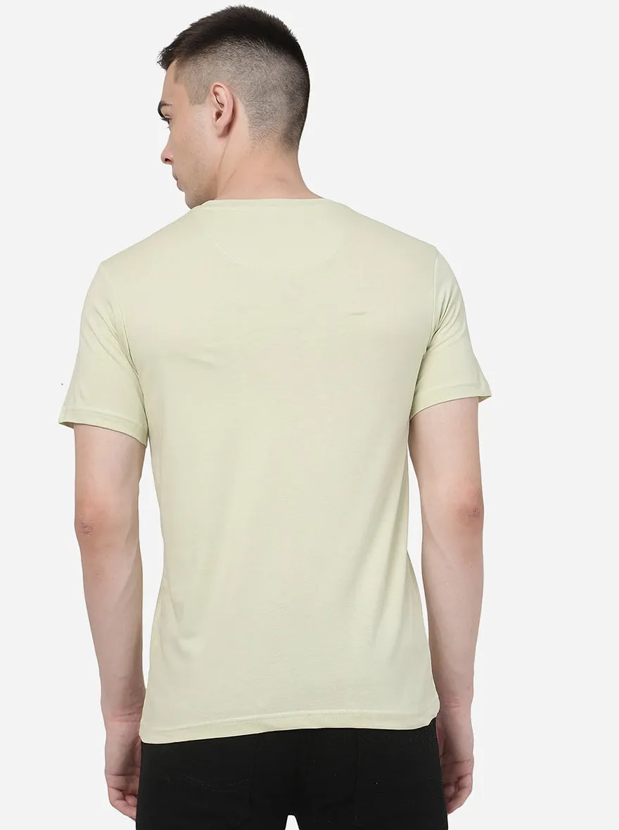 Green Solid Slim Fit T-Shirt | JadeBlue